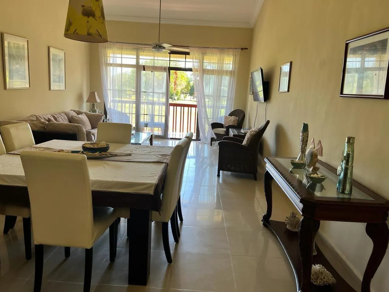 Residencial Green Paradise At Metro Country Club Juan Dolio - 2 Bedroom With Balcony 0*,  ドミニカ共和国